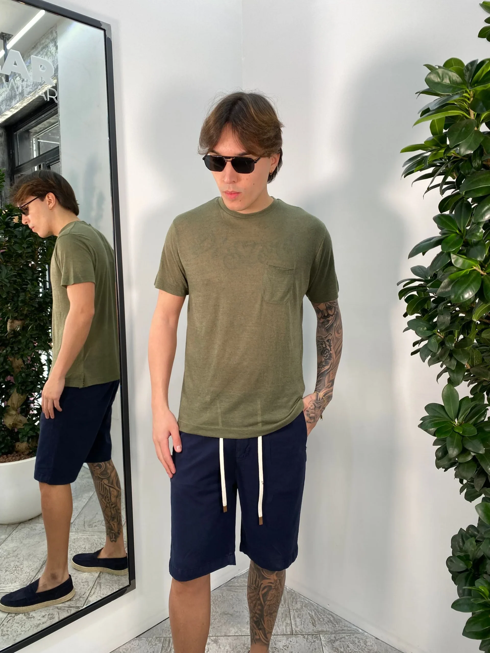 T-SHIRT IN MISTO LINO EFFETTO PUNTINATO CON TASCHINO - REGULAR FIT TE2956SS.VMIL - immagine 3