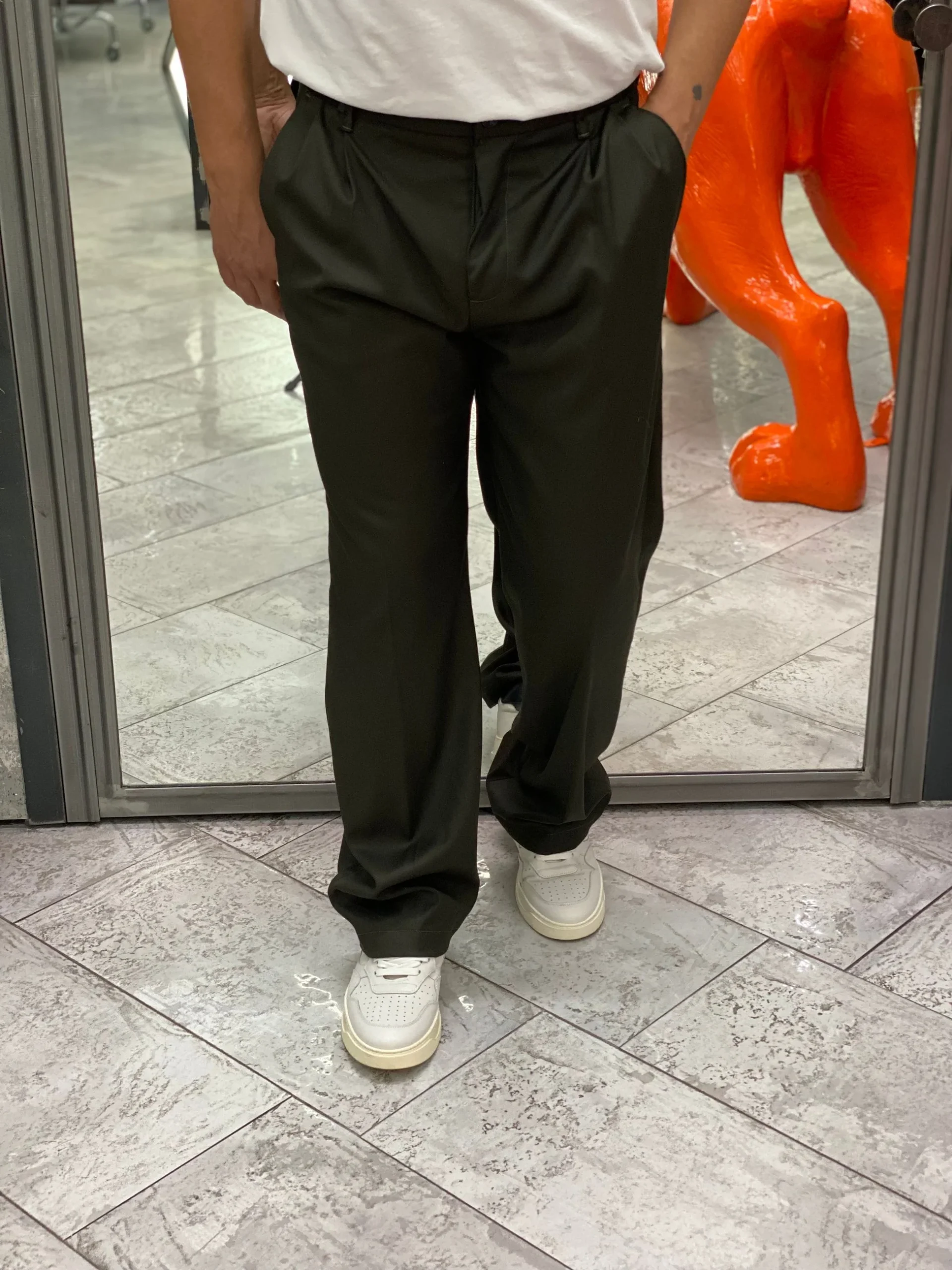 PANTALONE DA COMPLETO IN TESSUTO ELEGANTE CON PINCE - WIDE LEG GN21791.VMIL - immagine 4