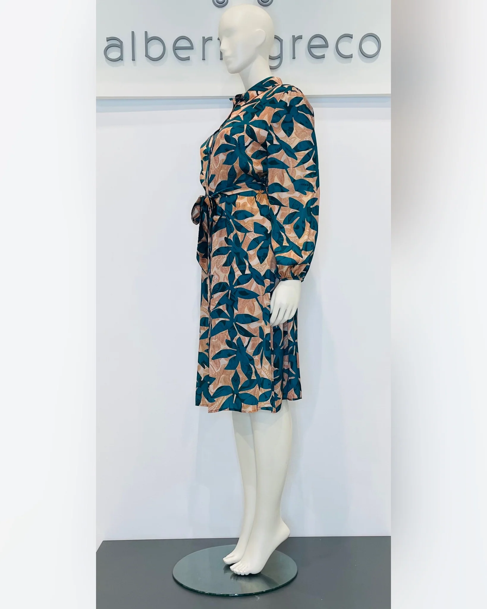 Abito chemisier in raso fantasia - immagine 3