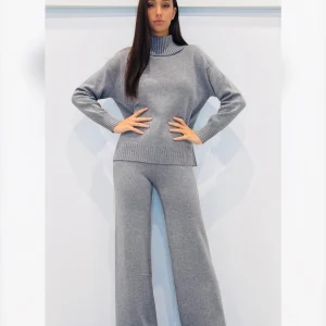 Coordinato maglia over e pantaloni