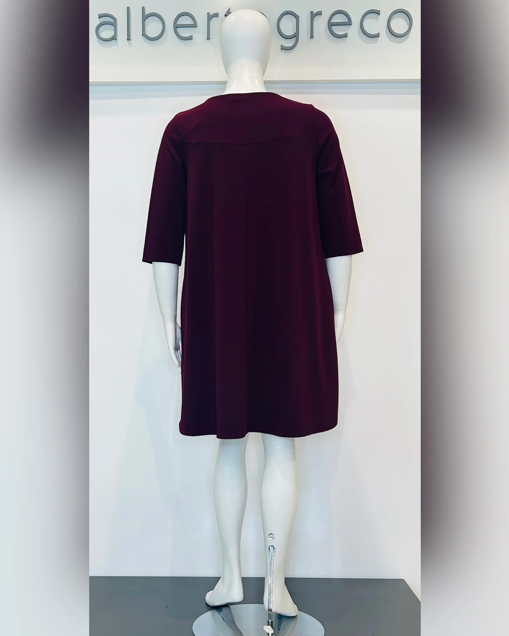 Abito corto svasato con tasche invisibili in cucitura fianco - immagine 4