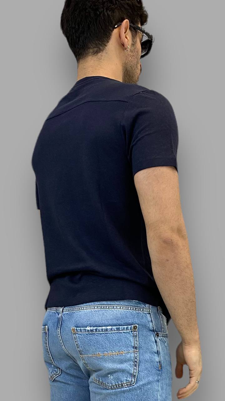 T-SHIRT IN 100% LINO CON FINTO TASCHINO IN CORDA - REGULAR FIT - immagine 4