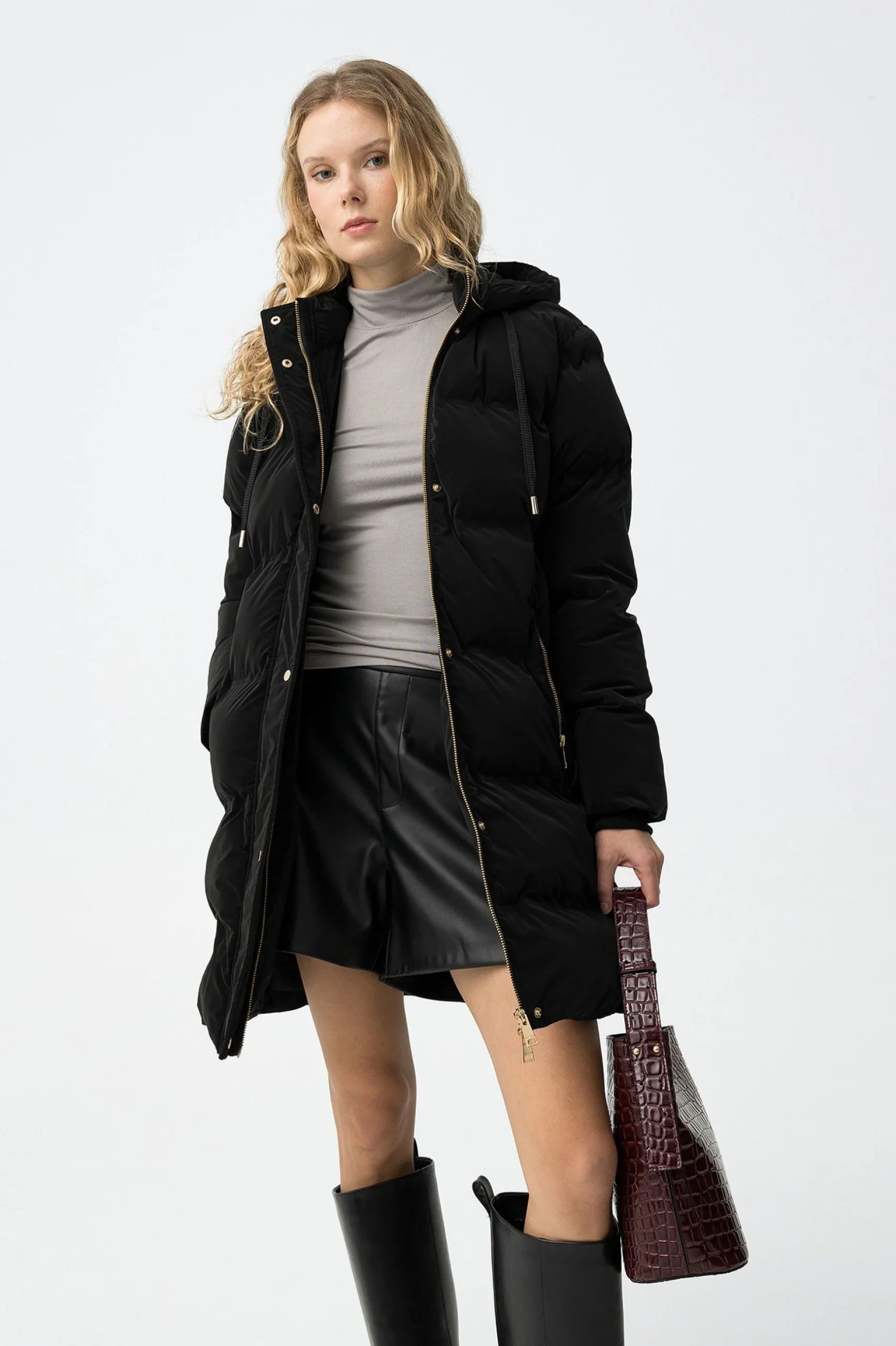 PIUMINO LUNGO CRANK CON CAPPUCCIO E CERNIERA DORATA - REGULAR FIT 10062010.NER - immagine 7