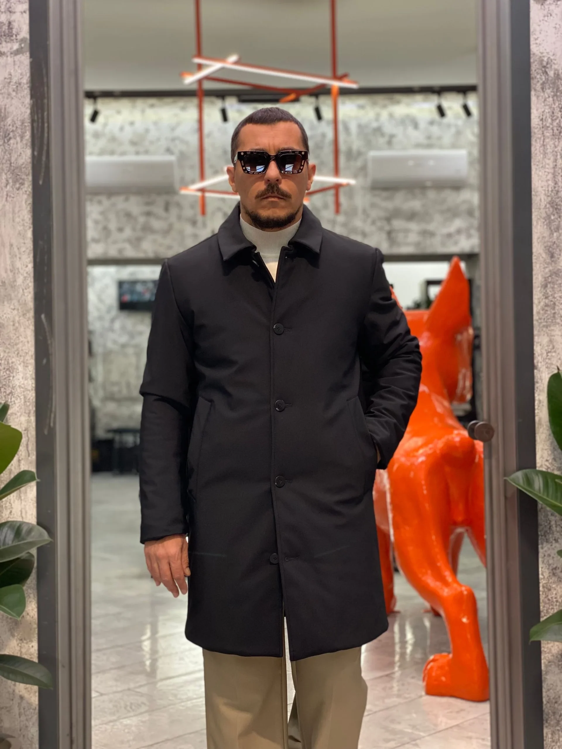 TRENCH FRANK IN TESSUTO TECNICO IMPERMEABILE ED ELASTICIZZATO - COMFORT FIT CN.G225374.NER - immagine 2