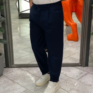 PANTALONE DA COMPLETO IN TESSUTO ELEGANTE CON PINCE E RISVOLTO - REGULAR FIT GN21792.BLU