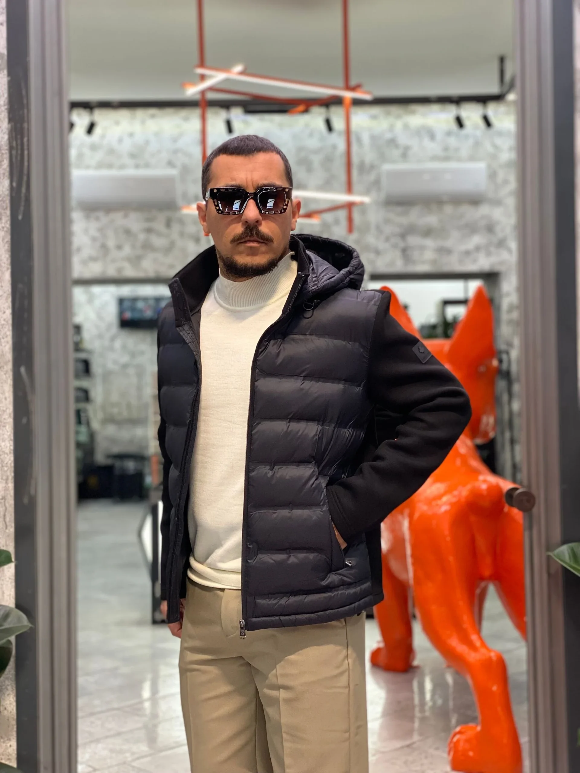 GIUBBINO GUNN CON CAPPUCCIO IN TESSUTO COMBINATO SCUBA-BONDED ELASTICIZZATO - COMFORT FIT CN.G225326.NER - immagine 7