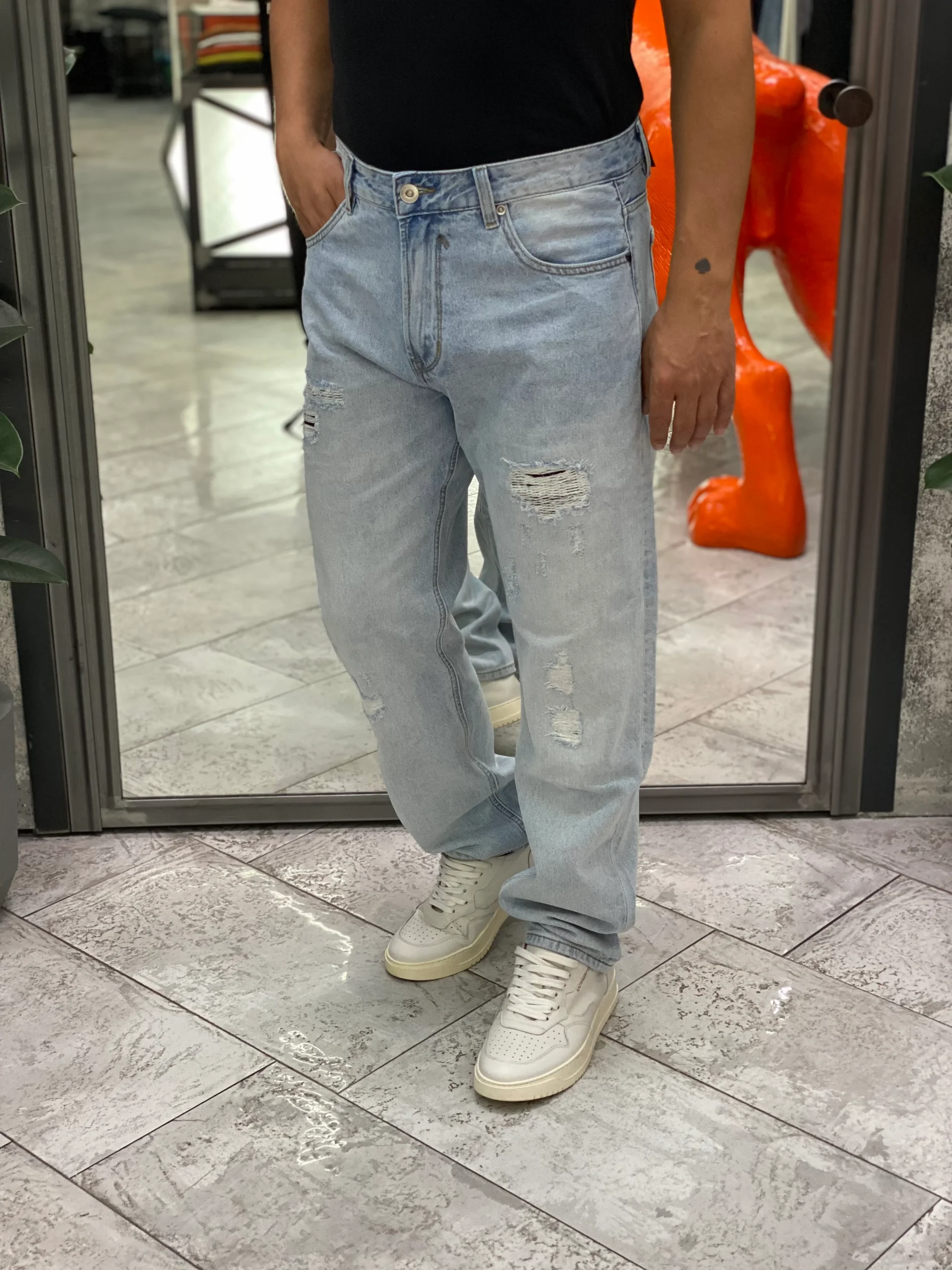 JEANS ALEX IN TELA FISSA LAVAGGIO CHIARO CON GRAFFI - STRAIGHT LEG GL6386Q - immagine 2