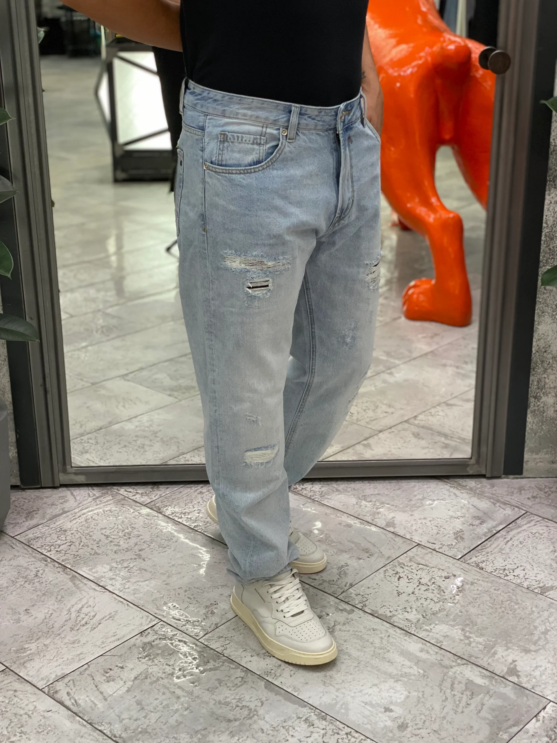 JEANS ALEX IN TELA FISSA LAVAGGIO CHIARO CON GRAFFI - STRAIGHT LEG GL6386Q - immagine 3