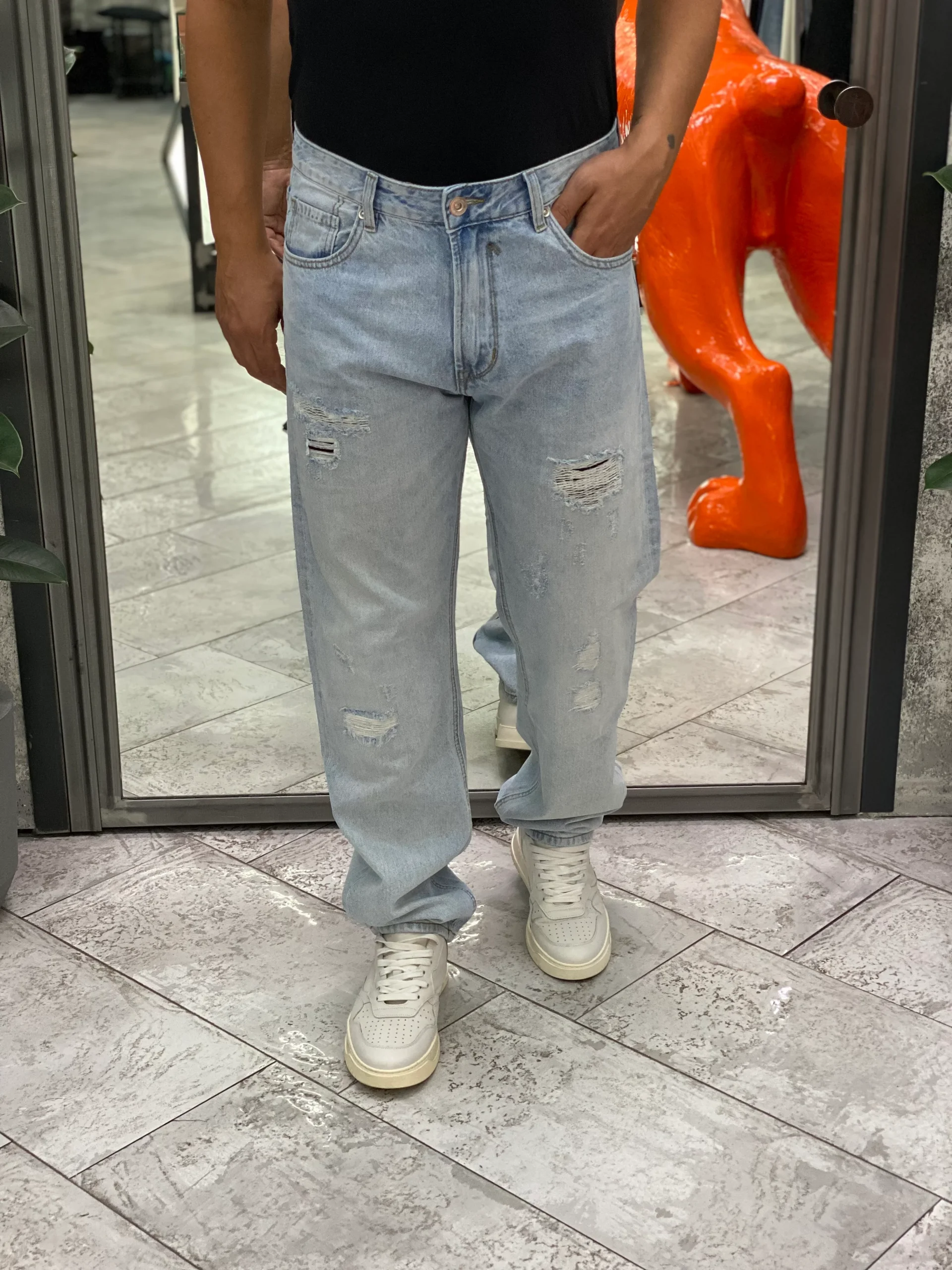 JEANS ALEX IN TELA FISSA LAVAGGIO CHIARO CON GRAFFI - STRAIGHT LEG GL6386Q - immagine 4