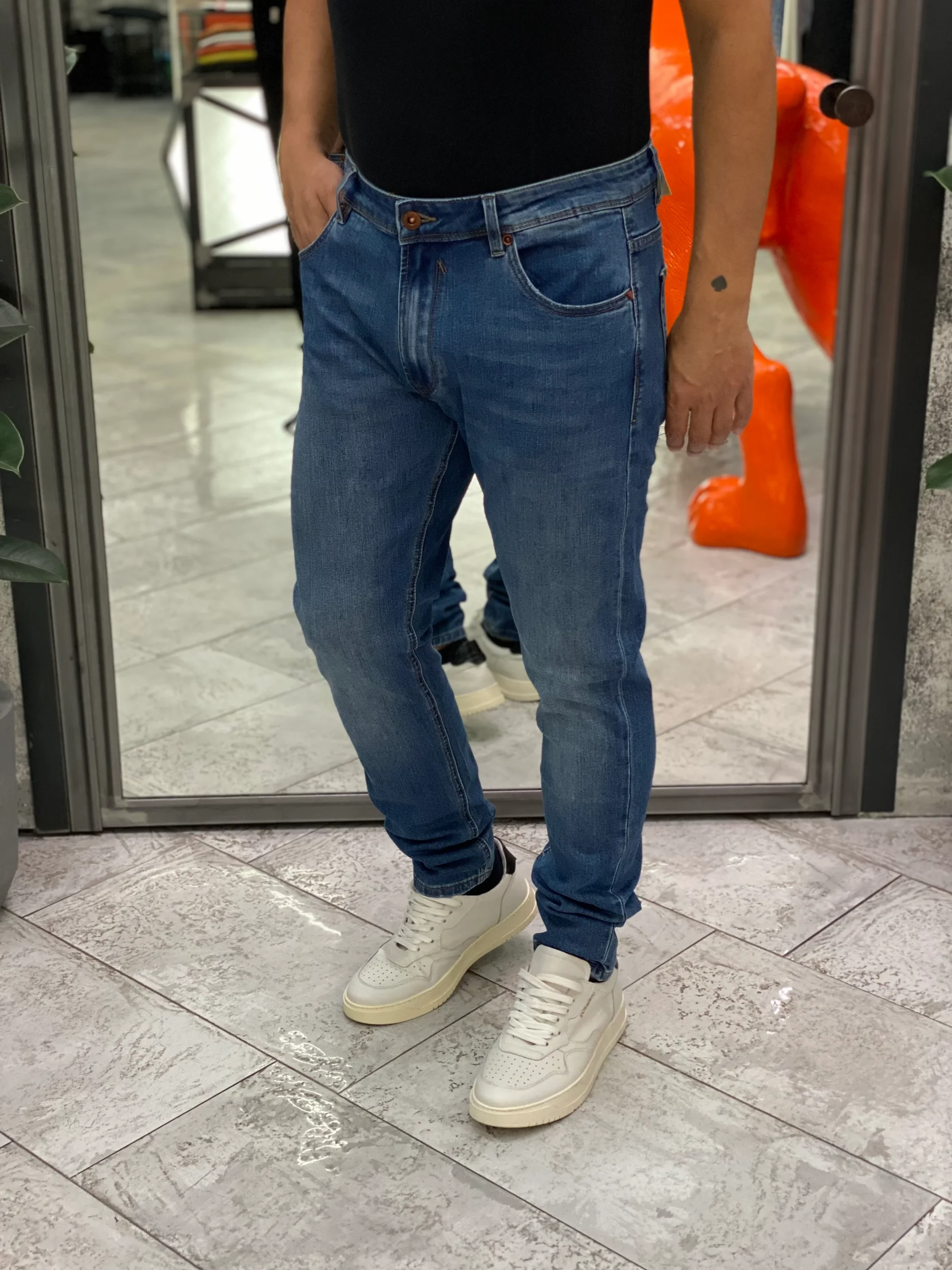 JEANS BRUCE IN TELA ELASTICIZZATA LAVAGGIO MEDIO - REGULAR/SLIM FIT GL6377Q - immagine 2