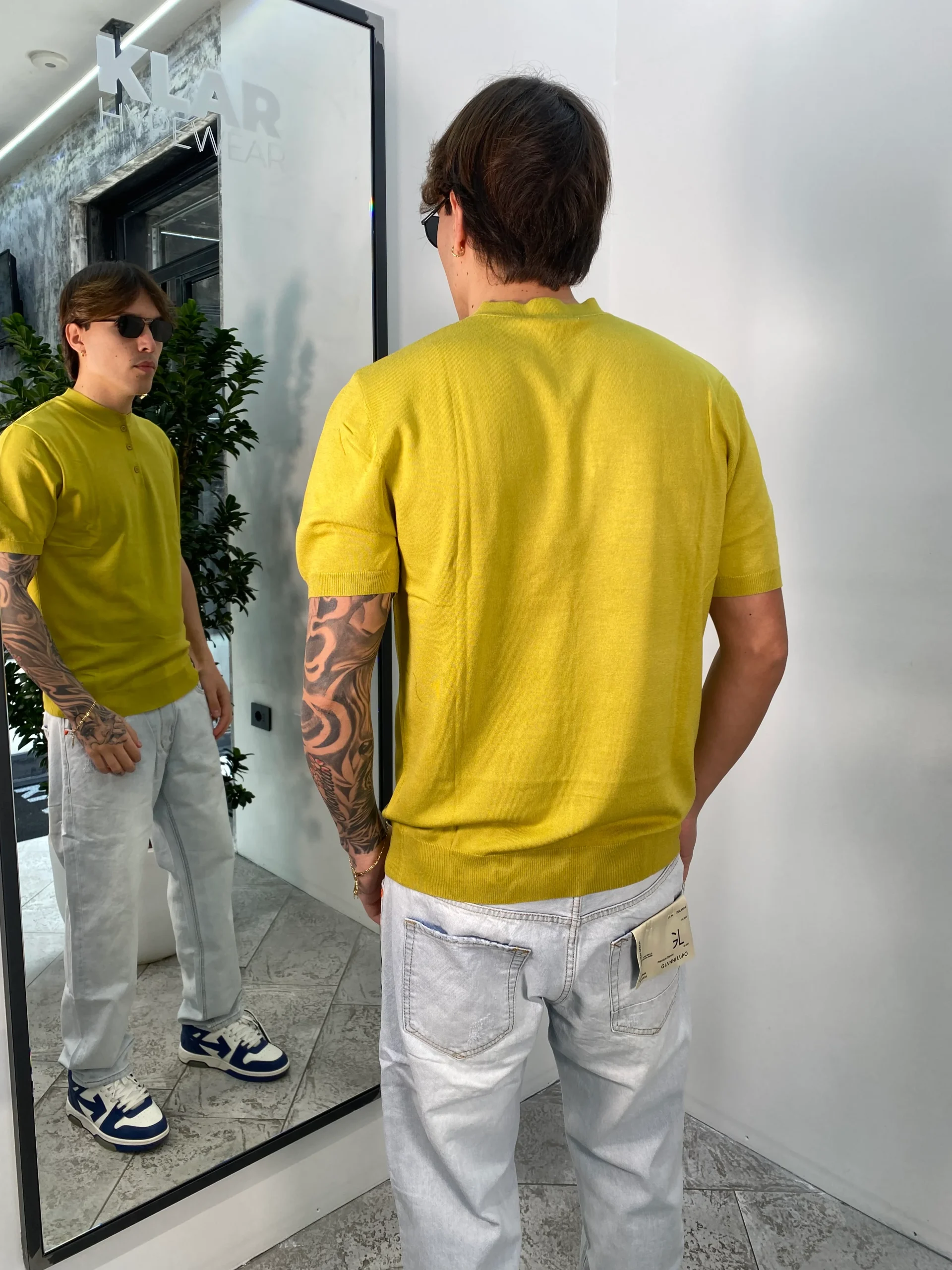 T-SHIRT IN FILO BASIC CON BOTTONI MODELLO SERAFINO - MANICHE E VITA ELASTICIZZATE - REGULAR FIT - immagine 7