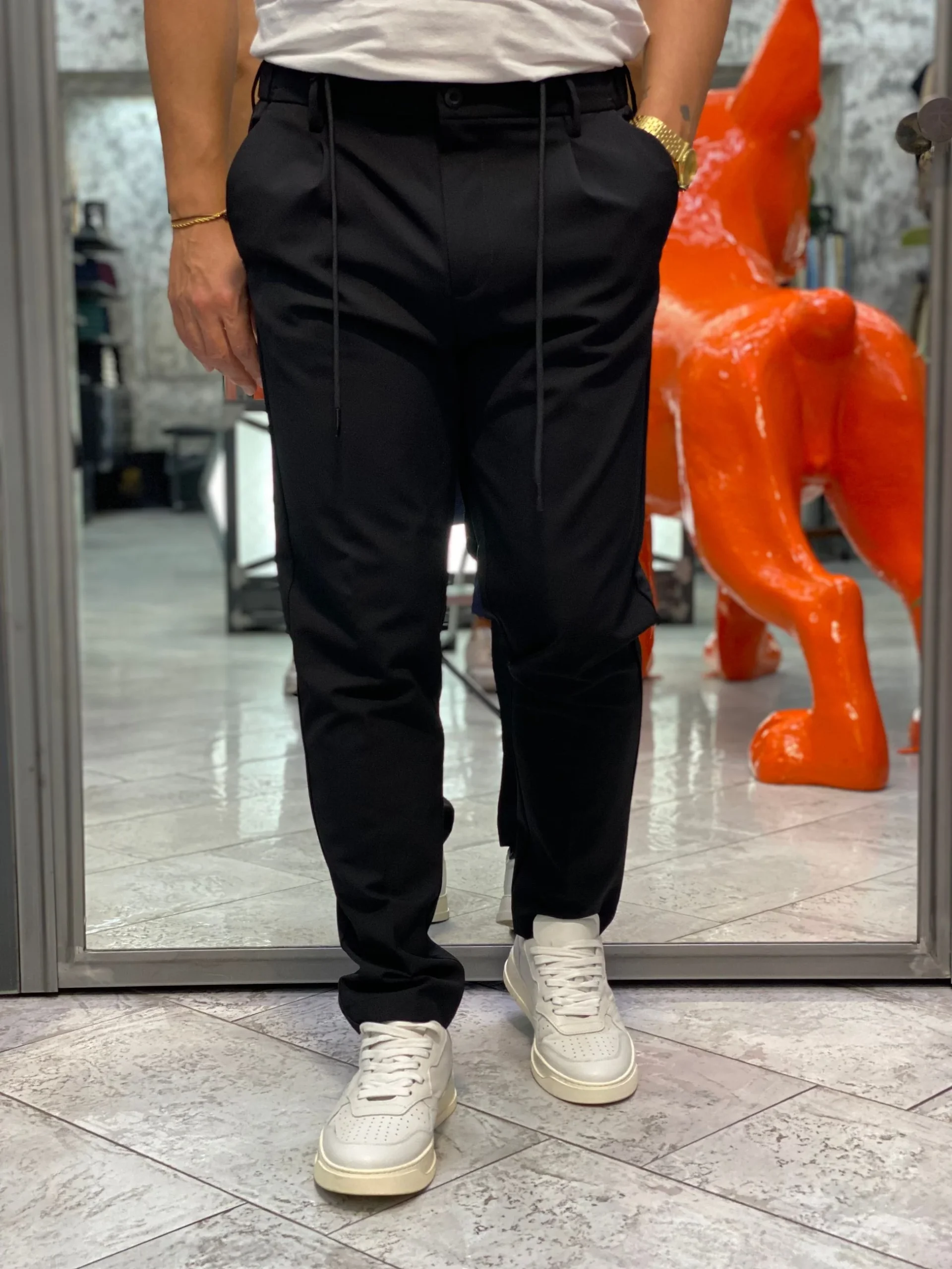 PANTALONE CON LACCIO E COULISSE IN TESSUTO TECNICO NO STIRO ELASTICIZZATO - REGULAR FIT MK9950129.NER - immagine 3