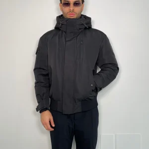 GIUBBINO CON CAPPUCCIO IN TESSUTO TECNICO WATERPROOF & WINDPROOF - BOXY FIT