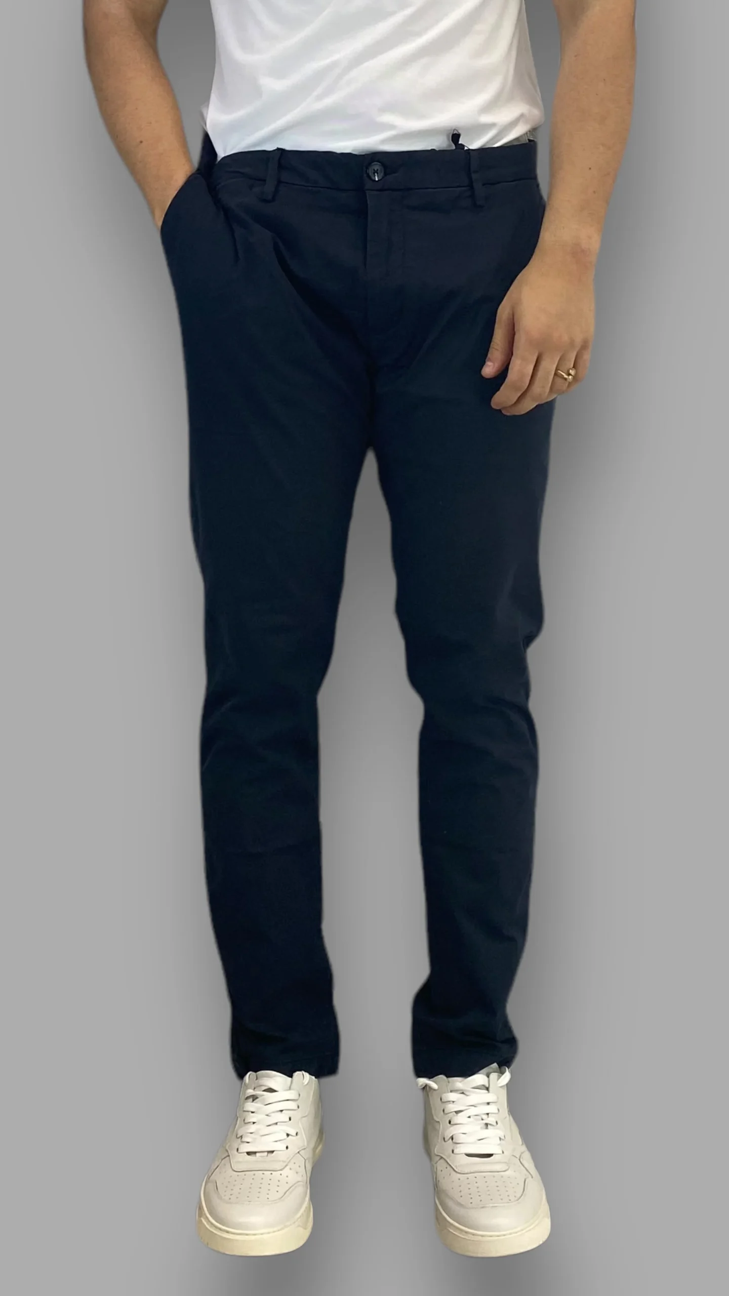 PANTALONE TASCA AMERICA IN COTONE ELASTICIZZATO BASIC - SLIM FIT