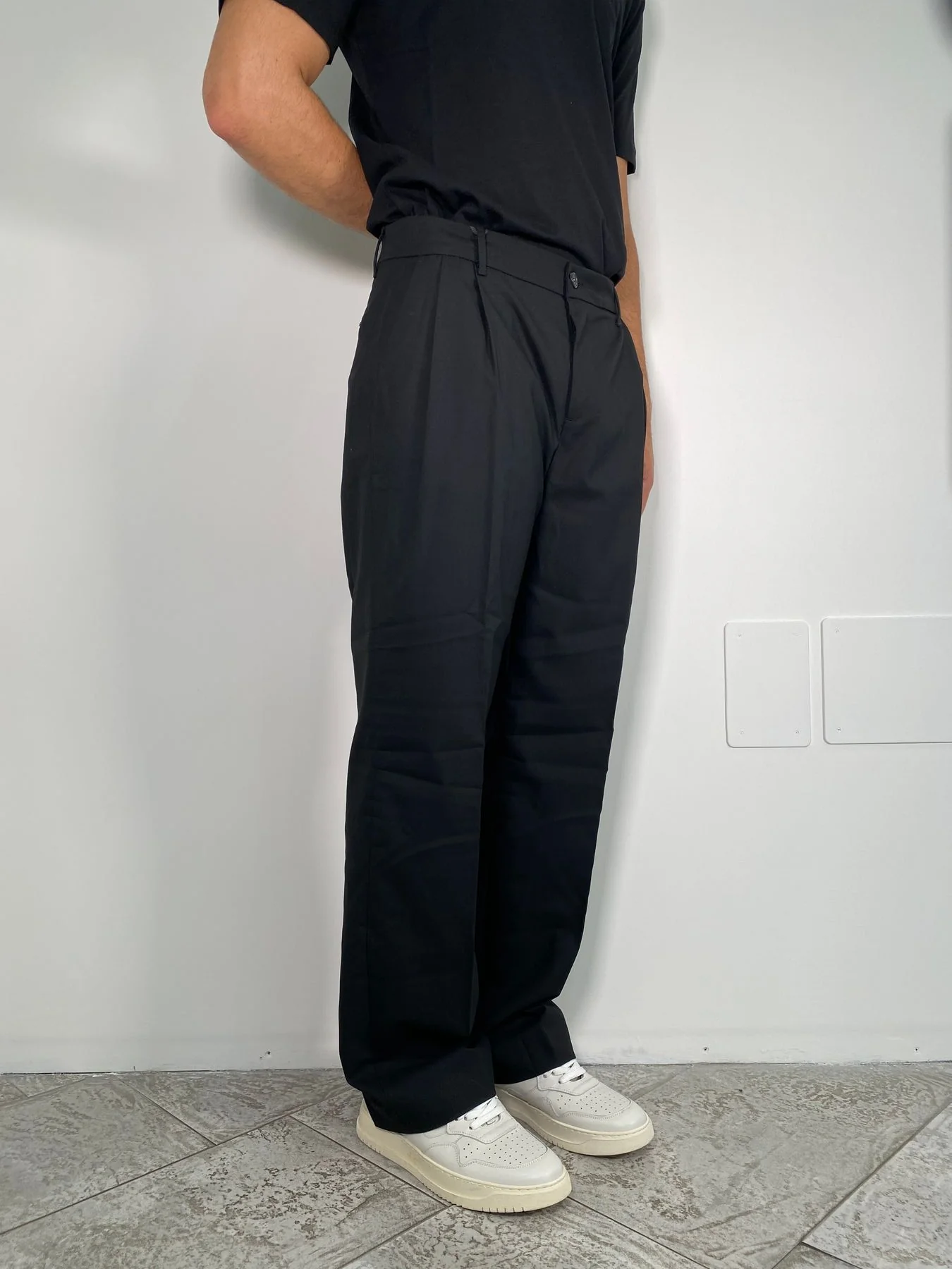 PANTALONE DA COMPLETO IN TESSUTO ELEGANTE CON FONDO AMPIO - RELAXED FIT - immagine 4