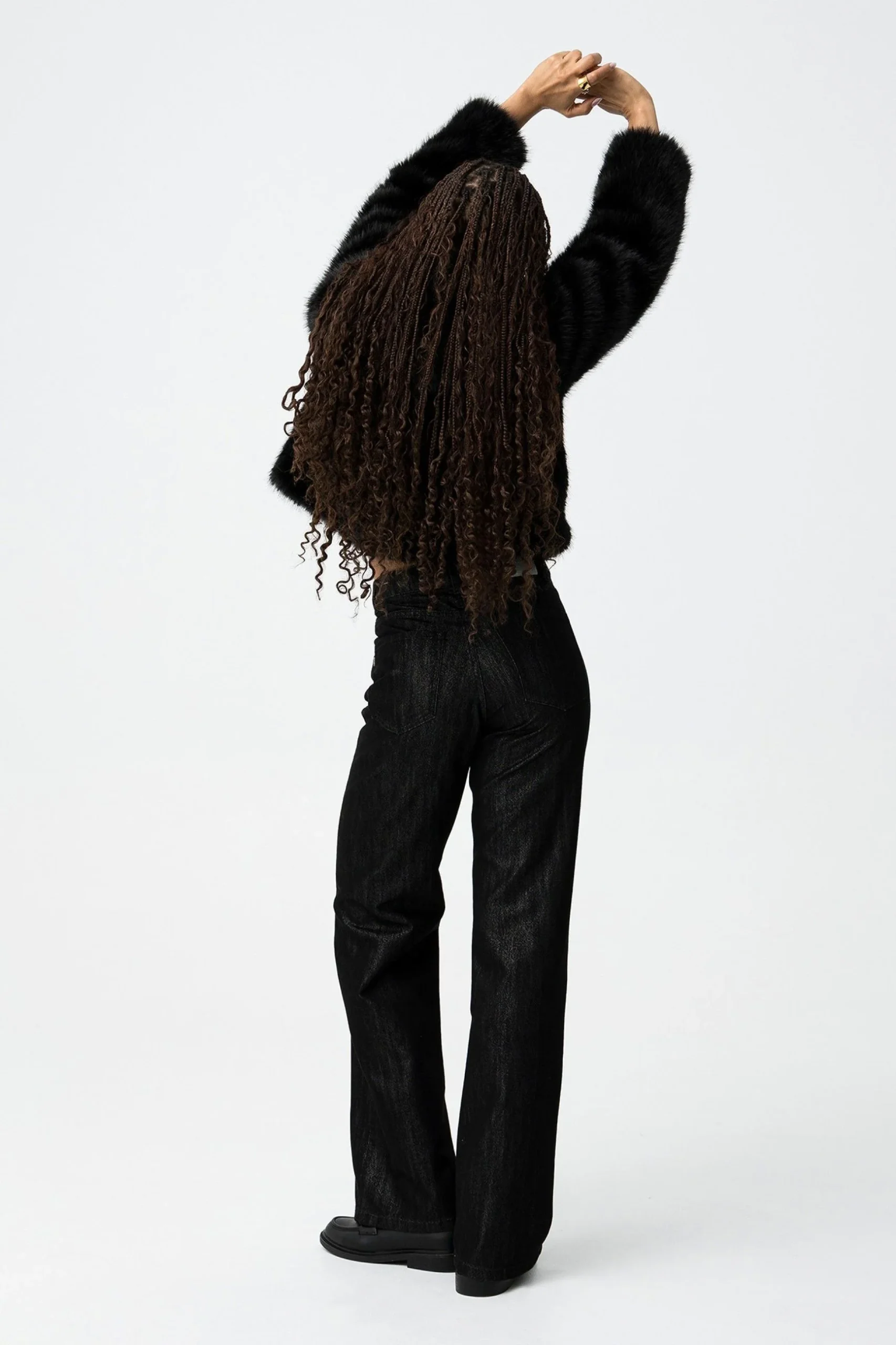 GIACCA CORTA THRETHA IN ECOPELLICCIA CON COLLO A REVERS E TASCHE LATERALI - REGULAR FIT 10062260.NER - immagine 4