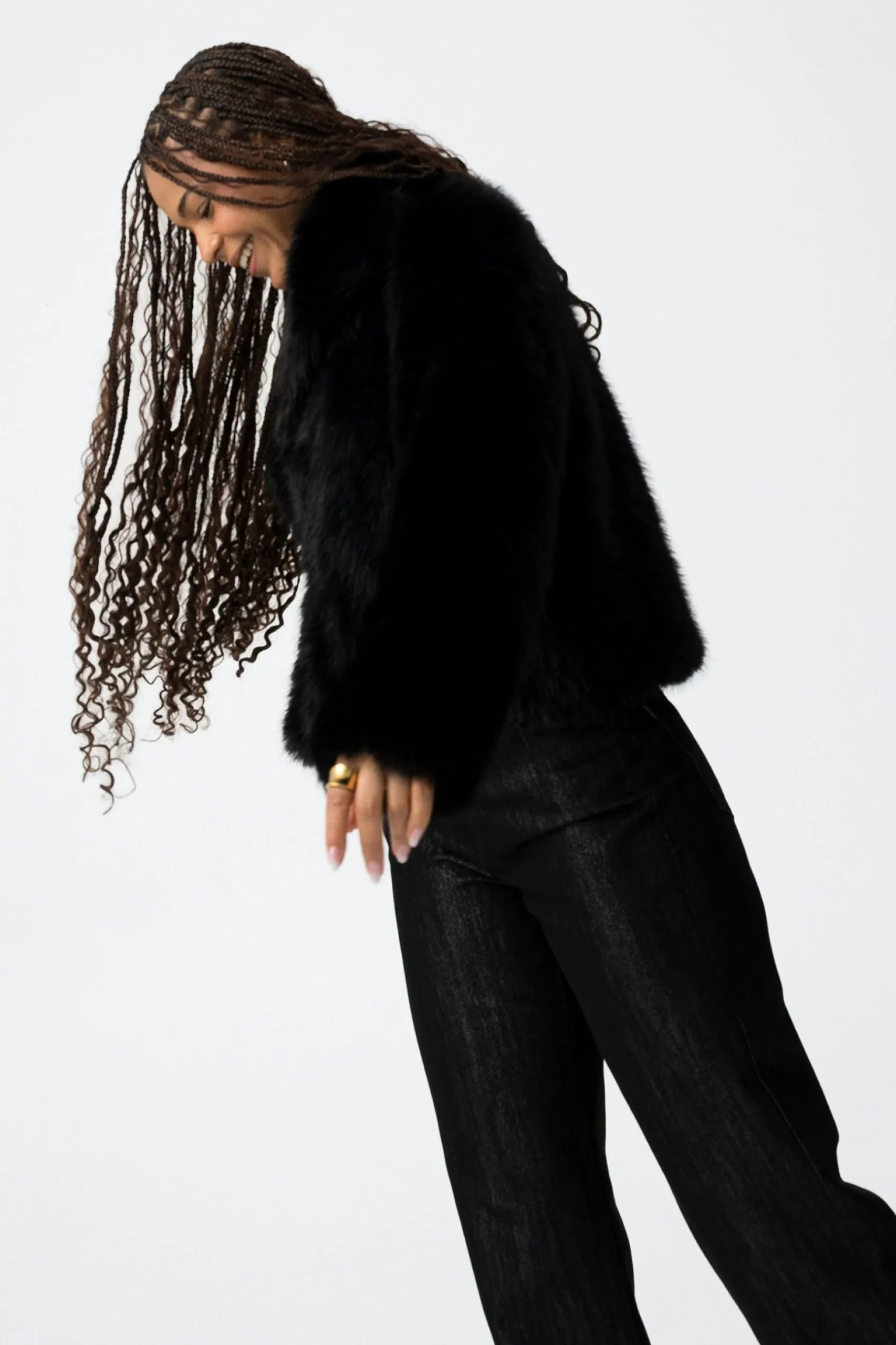 GIACCA CORTA THRETHA IN ECOPELLICCIA CON COLLO A REVERS E TASCHE LATERALI - REGULAR FIT 10062260.NER - immagine 3