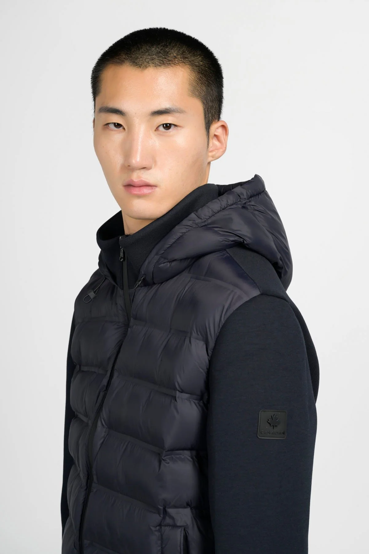 GIUBBINO GUNN CON CAPPUCCIO IN TESSUTO COMBINATO SCUBA-BONDED ELASTICIZZATO - COMFORT FIT CN.G225326.BLU - immagine 5