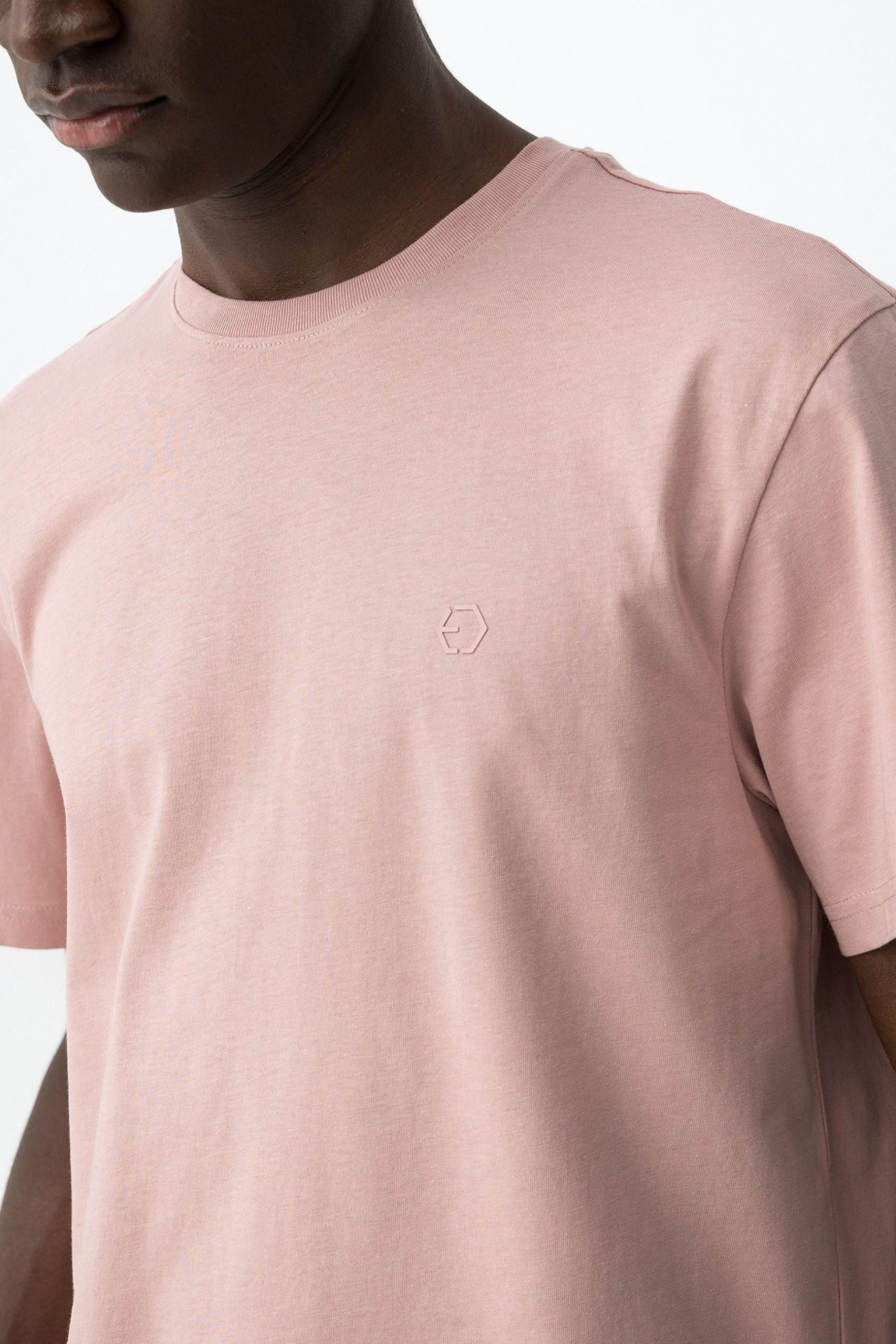 T-SHIRT BARTON BASIC IN 100% COTONE CON LOGO LATO CUORE - REGULAR FIT 10048304.ROSA - immagine 5