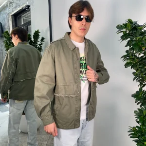 OVERSHIRT MILITARE CON BOTTONI AUTOMATICI E ABRASIONI - OVERSIZE FIT GL338R.VMIL