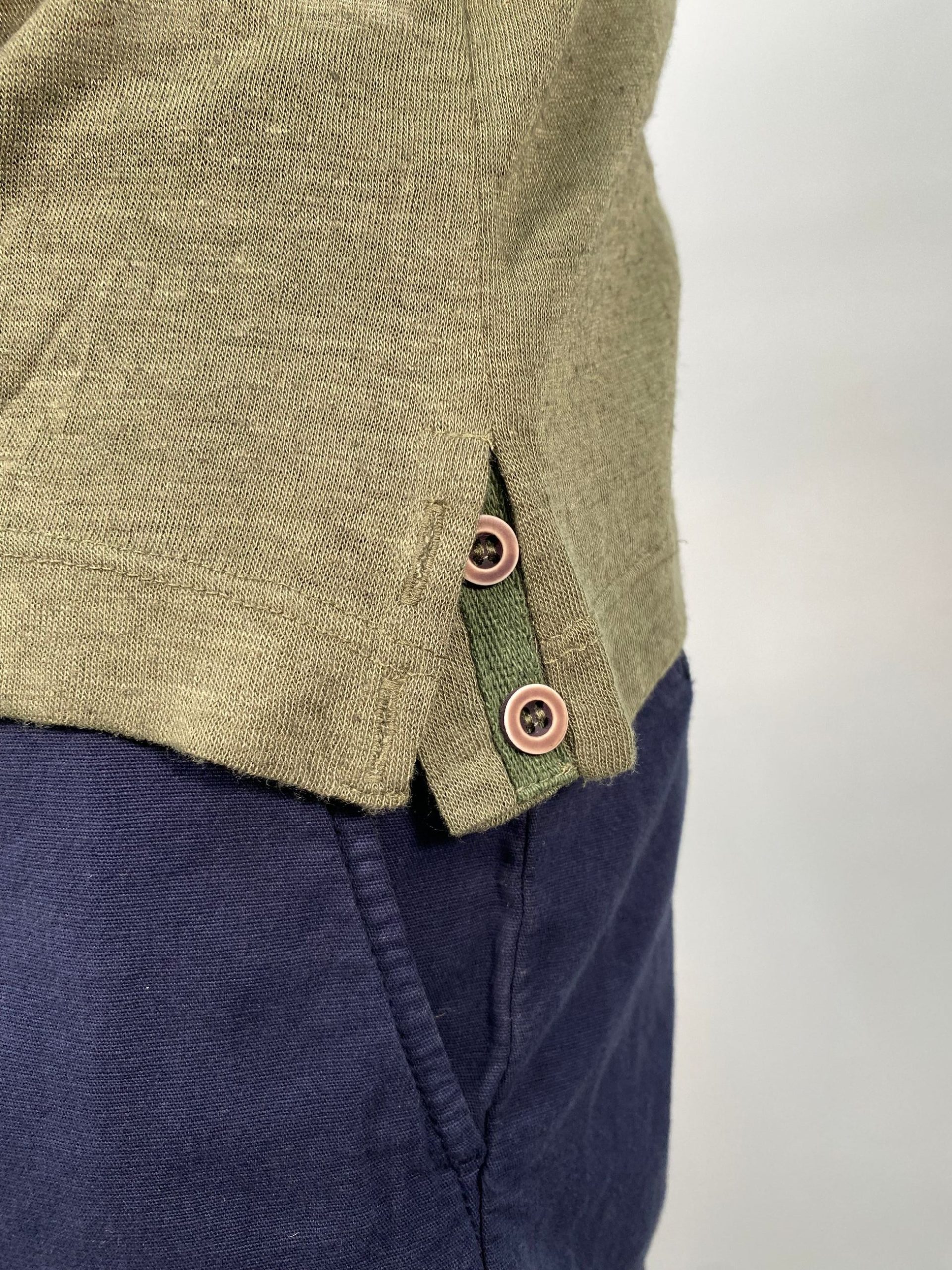 T-SHIRT IN MISTO LINO EFFETTO PUNTINATO CON TASCHINO - REGULAR FIT TE2956SS.VMIL - immagine 7