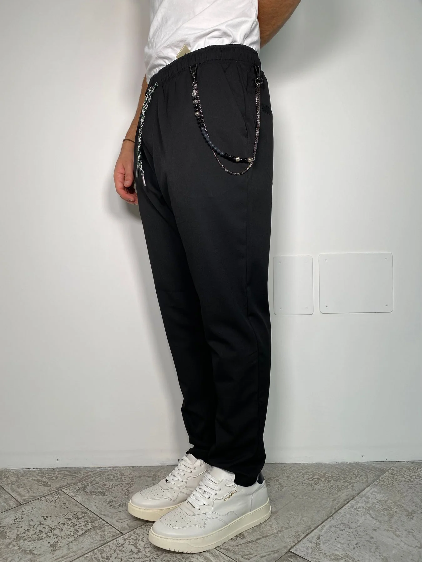 PANTALACCIO LEONARD IN TESSUTO ELASTICIZZATO CON ACCESSORIO CATENA REMOVIBILE - REGULAR FIT - immagine 3