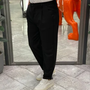 PANTALONE DA COMPLETO IN TESSUTO ELEGANTE CON PINCE E RISVOLTO - REGULAR FIT GN21792.NER