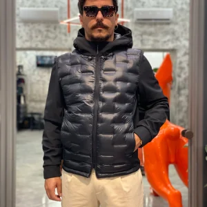 GIUBBINO NYLON CON CAPPUCCIO TRAPUNTATO IN TESSUTO SOFTSHELL STRETCH - REGULAR FIT MK9940015.NER