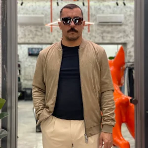 GIUBBINO BOMBER MODELLO COLLEGE IN ECORENNA CON TASCHE ZIP LATERALI - REGULAR FIT GL9715-F25.CAM