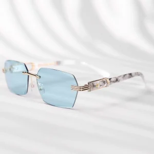 OCCHIALI PRAGA TURCHESE
COLORE MONTATURA BIANCO MARMO
COLORE LENTE TURCHESE OS2047-C02