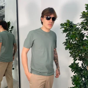 T-SHIRT IN TESSUTO TECNICO ELASTICIZZATO EXTRA LIGHT - SLIM FIT GL1001TB-S25.SALV