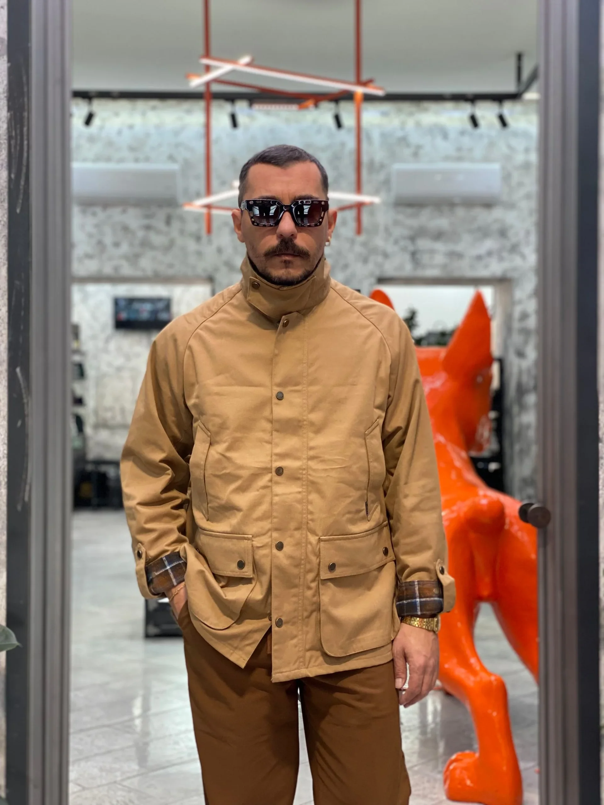 GIUBBINO MODELLO BARBOUR CON COLLETTO IN VELLUTO E TASCHE A TOPPA - COMFORT FIT GL5205BD.TAB - immagine 5