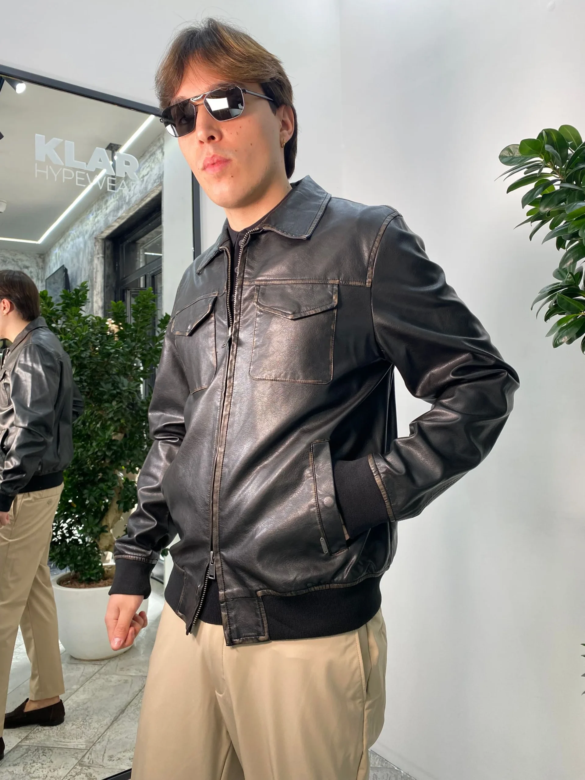 GIUBBINO IN ECOPELLE MODELLO AVIATOR EFFETTO VINTAGE CON TASCHINI - REGULAR FIT GL9810.NER - immagine 5