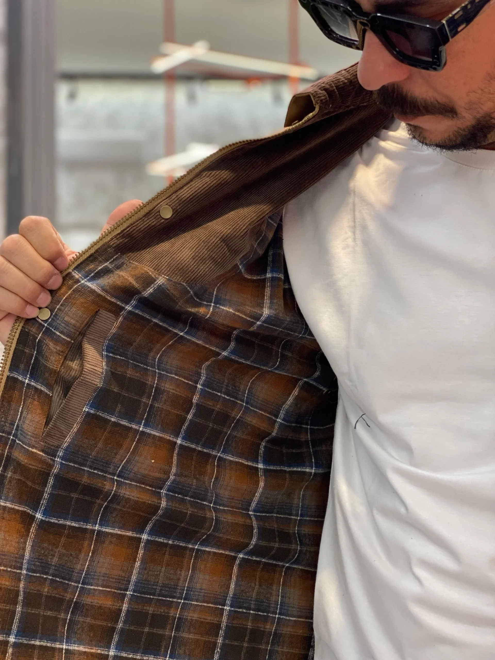 GIUBBINO MODELLO BARBOUR CON COLLETTO IN VELLUTO E TASCHE A TOPPA - COMFORT FIT GL5205BD.TAB - immagine 8