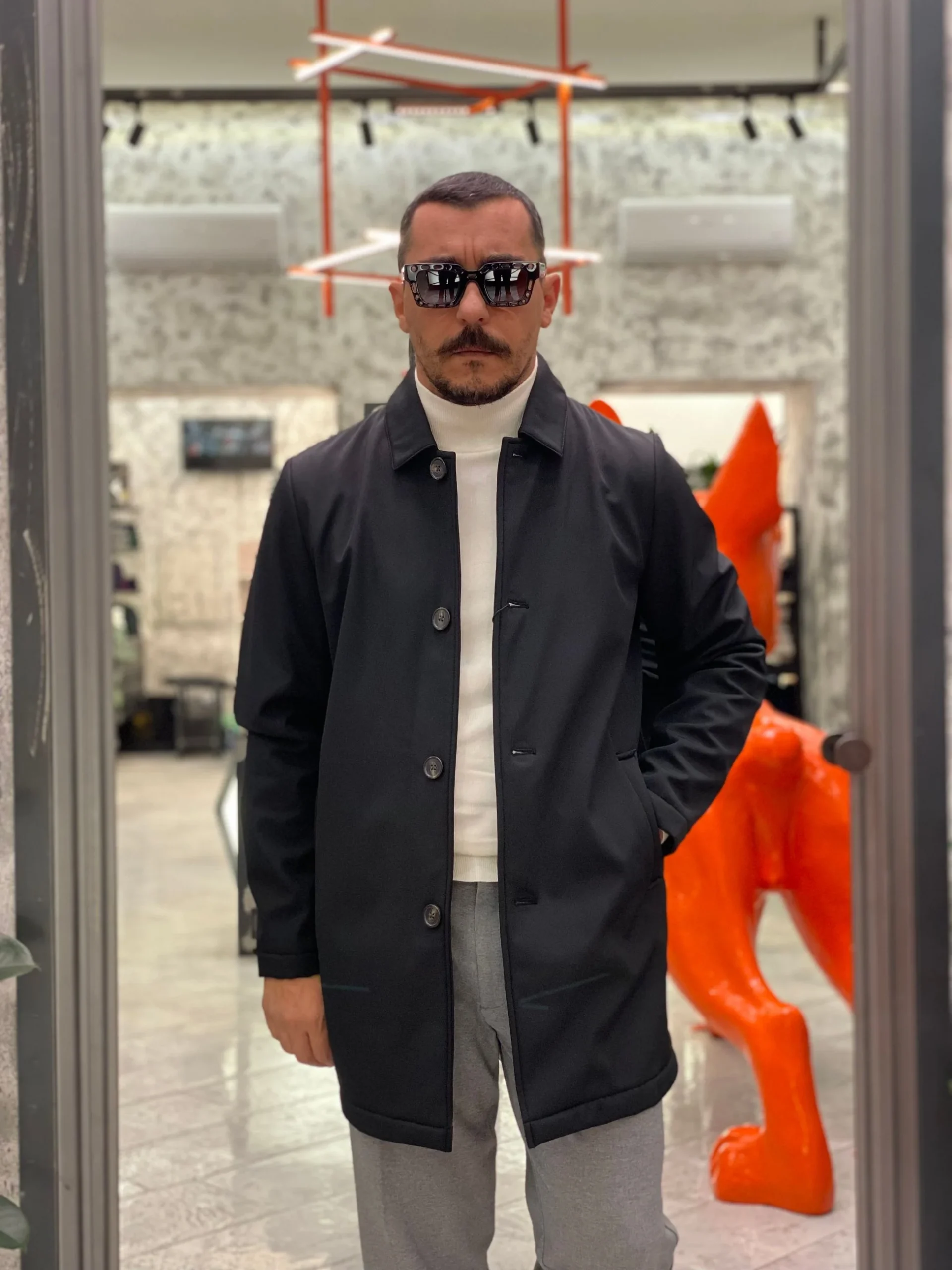 TRENCH IN TESSUTO SOFTSHELL ED INTERNO IN PILE - REGULAR FIT MK9940063.NER - immagine 2