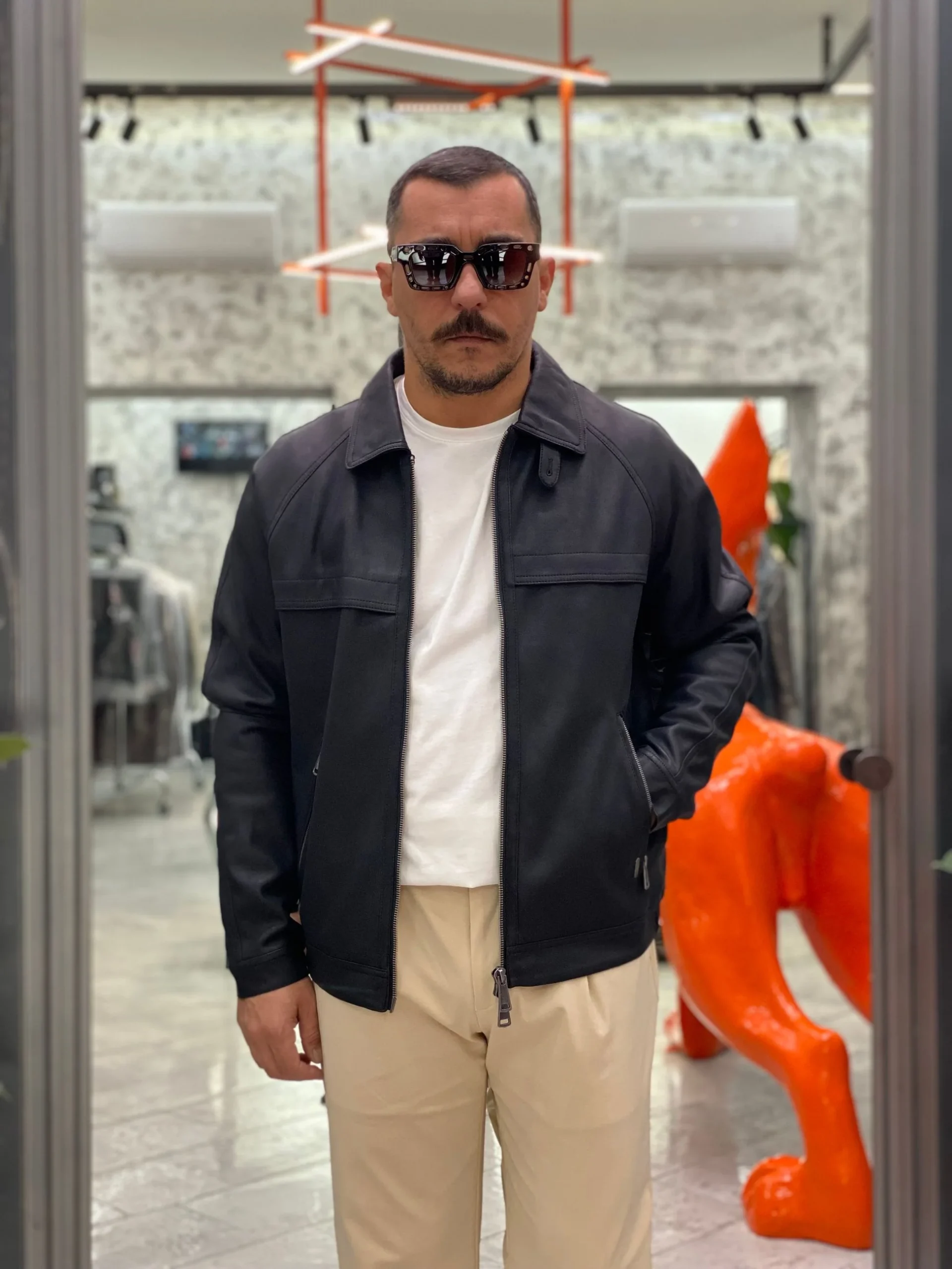 GIUBBINO IN ECOPELLE CROPPED CON COLLO CAMICIA E CHIUSURA ZIP - REGULAR FIT GL9807-F25.NER