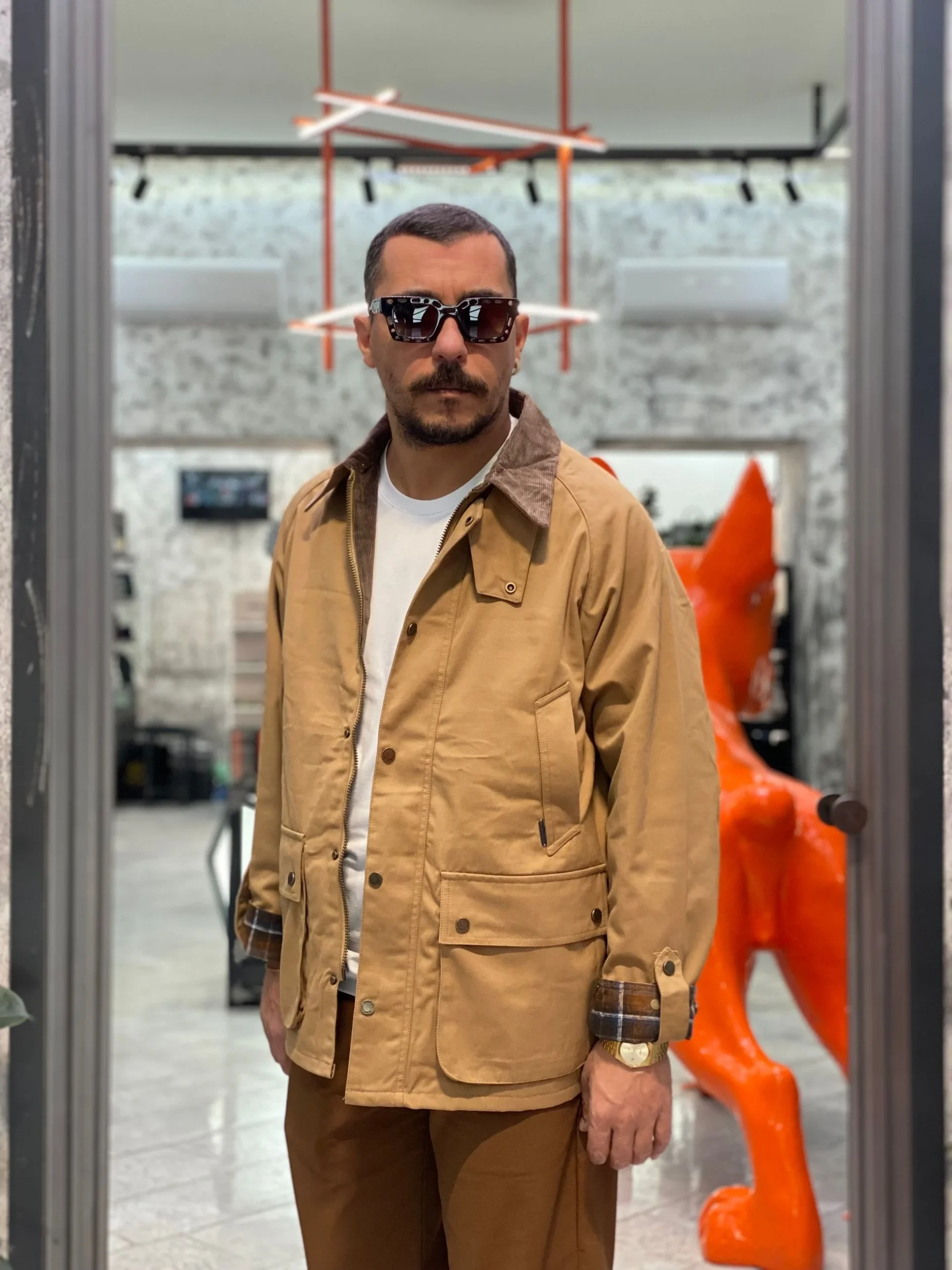 GIUBBINO MODELLO BARBOUR CON COLLETTO IN VELLUTO E TASCHE A TOPPA - COMFORT FIT GL5205BD.TAB - immagine 3