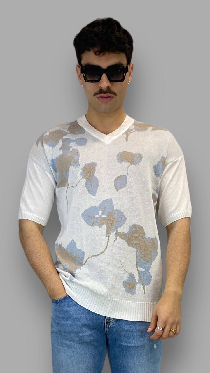 T-SHIRT IN FILO FANTASIA FIORI CON SCOLLO A PUNTA DI DIAMANTE - REGULAR FIT - immagine 5