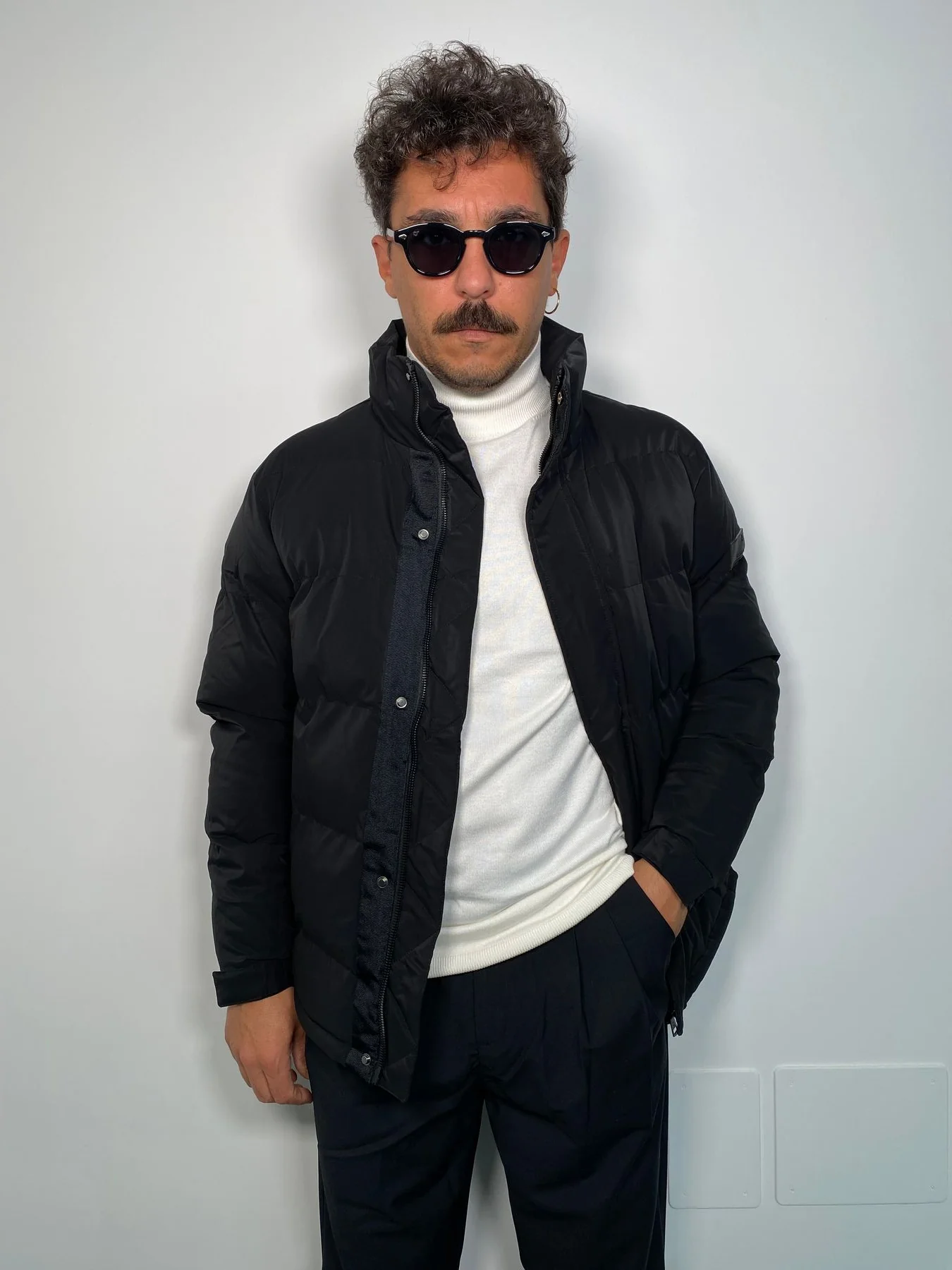 GIUBBINO MODELLO PUFFER CON CHIUSURA ZIP E BOTTONI AUTOMATICI - REGULAR FIT - immagine 3